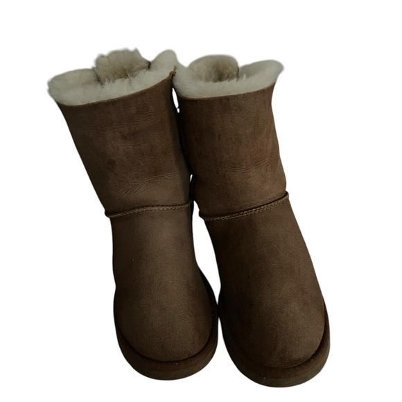 UGG Bailey Bow Women Size 7 - Picture 2 of 7